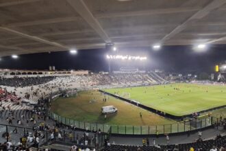 São Januário recebe torcida para duelo decisivo entre Vasco e Olimpia