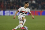 São Paulo afasta cinco jogadores do elenco principal para treinos em Cotia