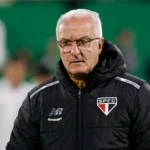 São Paulo: Dorival Júnior cobra ação e alerta para "buraco muito maior" após revés