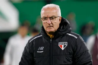 São Paulo: Dorival Júnior cobra ação e alerta para "buraco muito maior" após revés