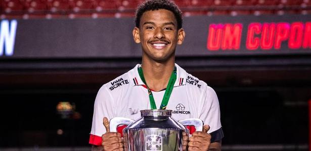 São Paulo encaminha empréstimo de Hugo Leonardo ao futebol japonês
