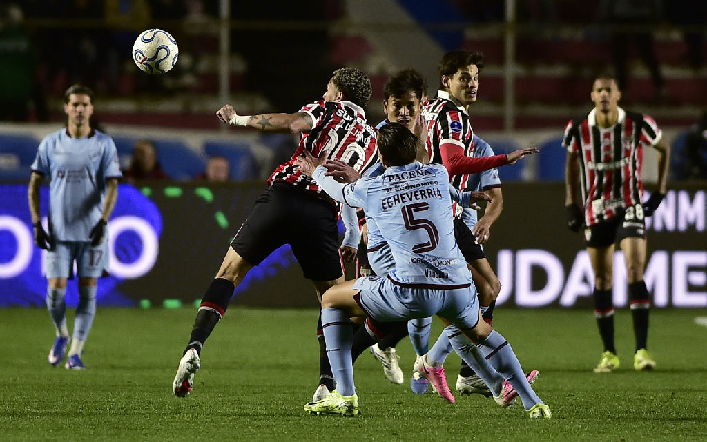São Paulo enfrenta o Bolívar em duelo decisivo pela Copa Sul-americana