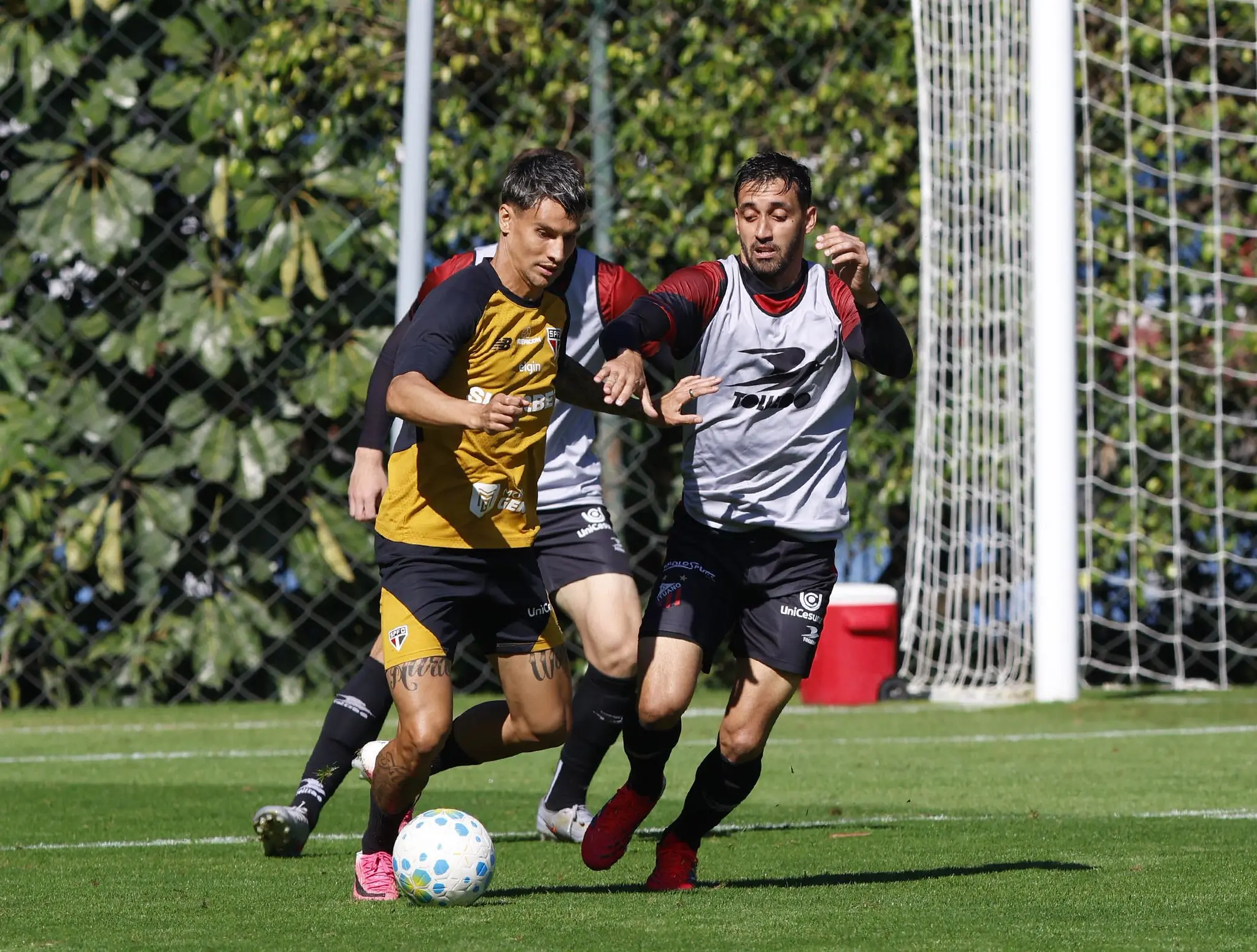 São Paulo goleia o Ituano por 4 a 0 e intensifica ajustes para enfrentar o Grêmio