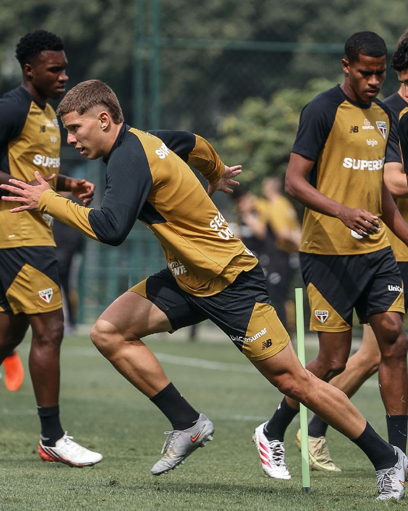 São Paulo intensifica preparação tática sob comando de Dorival Júnior