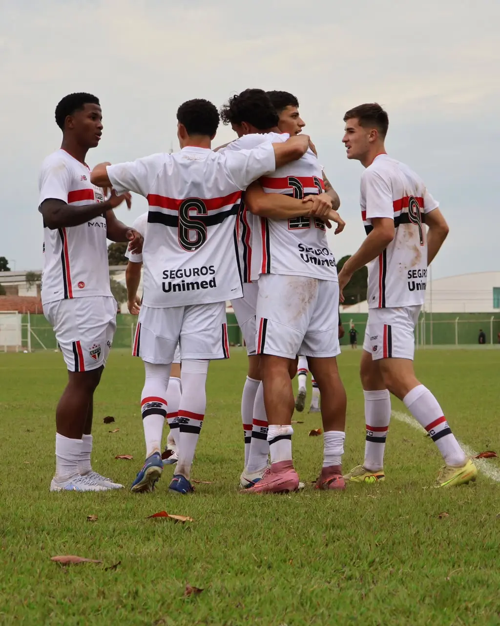 São Paulo mantém invencibilidade no Paulistão sub-20 com vitória sobre o Aguaí