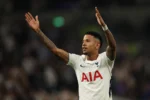 Savinho estreia com gol em goleada do Tottenham sobre o Charlton na Copa da Liga