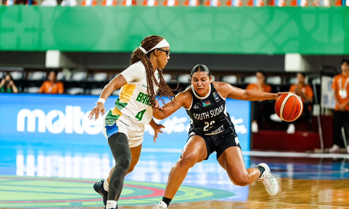 Seleção feminina de basquete perde para Sudão do Sul na estreia do qualificatório em Guadalajara