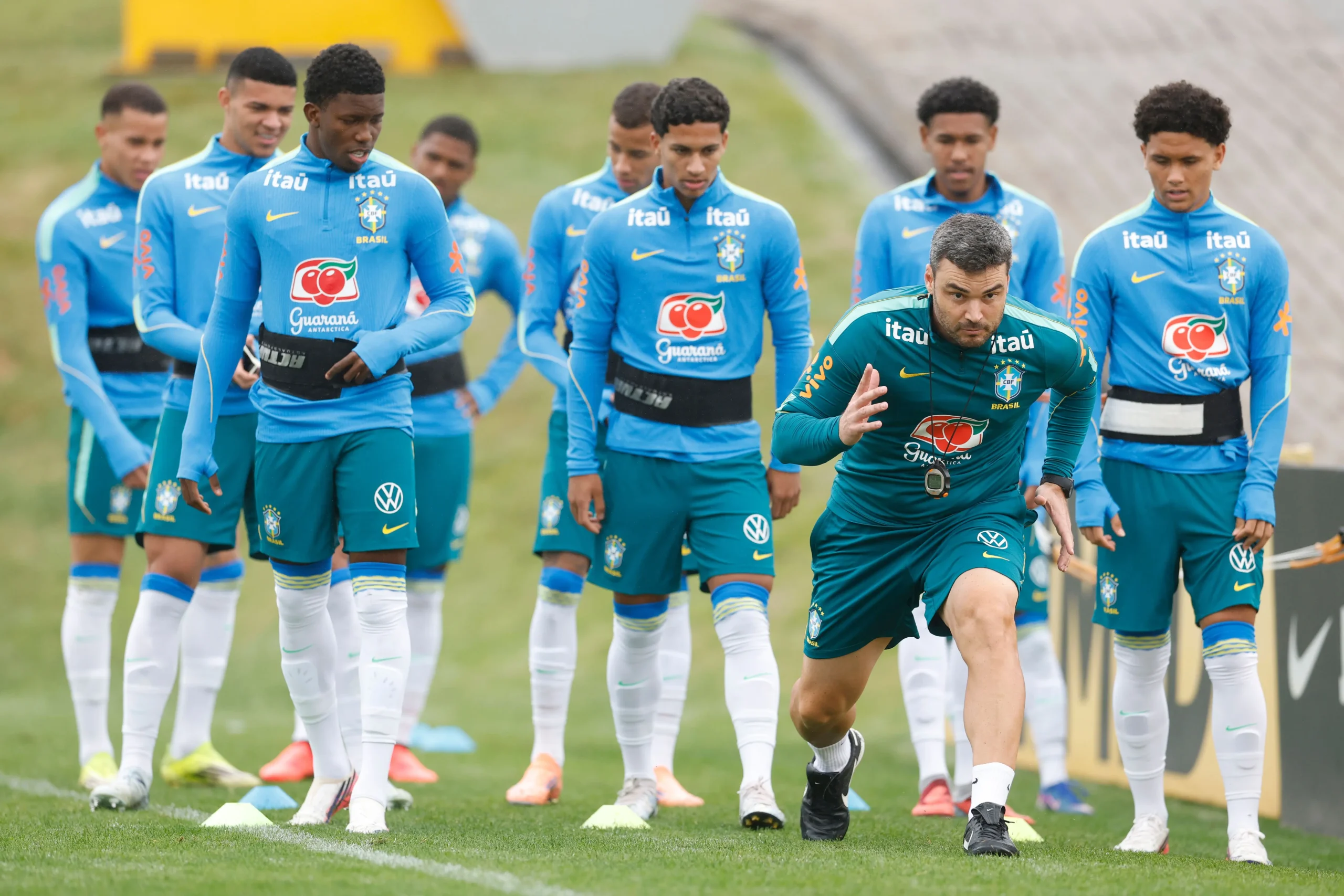 Seleção sub-20 intensifica preparação na Granja Comary para novo duelo contra Bolívia