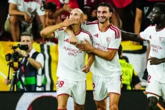 Sevilla conquista virada heroica sobre o Rayo Vallecano na estreia do Campeonato Espanhol
