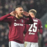 Sparta Praga derrota o Lyon por 2 a 1 e leva vantagem para o jogo de volta da Champions