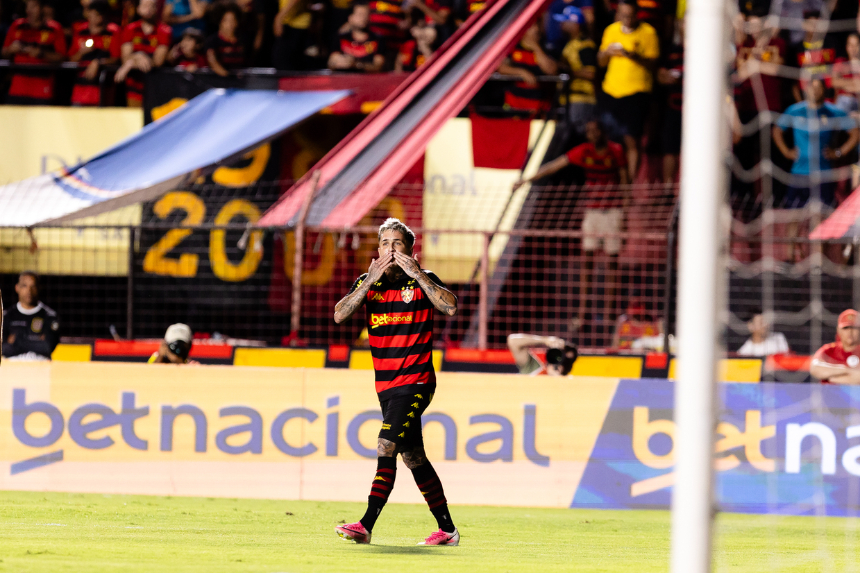 Sport e Londrina medem forças em duelo decisivo no campeonato