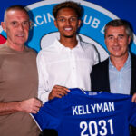 Strasbourg oficializa a chegada do meia Omari Kellyman vindo do Chelsea