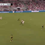 Suárez surpreende com golaço de cobertura em confronto contra o Columbus