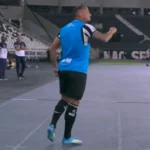 Súmula detalha expulsão de Marçal em clássico entre Botafogo e Fluminense
