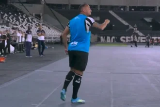 Súmula detalha expulsão de Marçal em clássico entre Botafogo e Fluminense