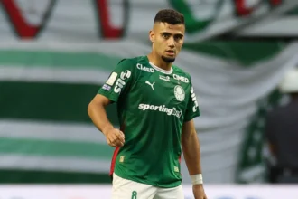 Suspensão tira Andreas Pereira do duelo entre Palmeiras e LDU pelas quartas da Libertadores