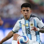 Thiago Almada acerta com River Plate e frustra planos do Flamengo no mercado