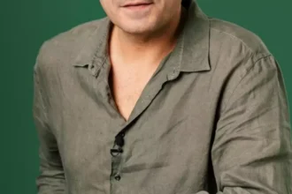 Thiago Lacerda celebra retorno às novelas e reflete sobre maturidade na carreira