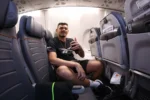 Tiquinho Soares retorna ao Rio de Janeiro para definir futuro no Botafogo