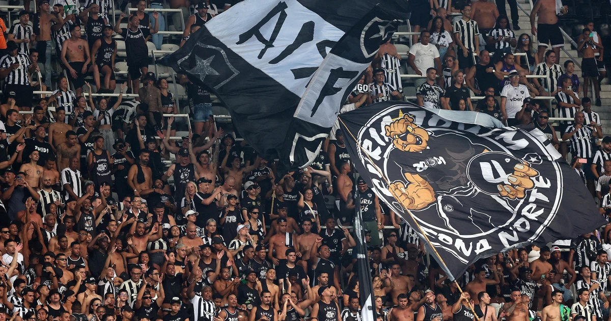 Torcida do Botafogo esgota três mil ingressos em uma hora para decisão na Sul-americana