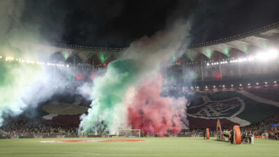 Torcida do Fluminense esgota Setor Sul para duelo decisivo contra o Vasco