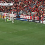 Toronto FC supera New England Revolution em duelo equilibrado pela MLS