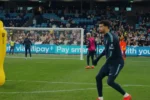 Tottenham intensifica preparação em Sydney com foco em finalizações