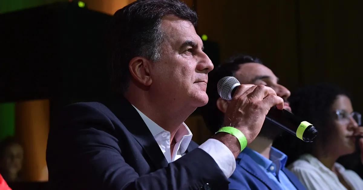 Transfer ban da Fifa atinge Vitória após presidente criticar clubes por dívidas