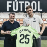 Valencia oficializa a chegada do goleiro Kayne van Oevelen