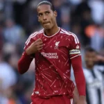 Van Dijk cobra reação do Liverpool após temporada considerada inaceitável