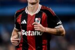 Vasco avança em negociações para contratar Facundo Colidio nesta segunda-feira