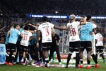 Vasco busca reação contra o Bahia com disputa por vaga no ataque