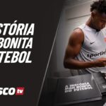 Vasco celebra 128 anos com novo kit histórico para elenco profissional