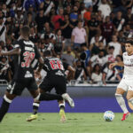 Vasco define escalação para o clássico contra o Fluminense na Copa do Brasil