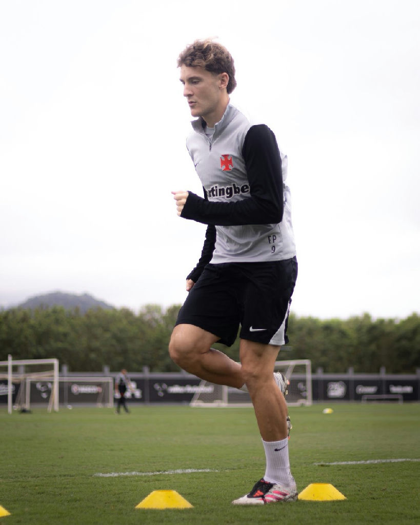 Vasco define preparação para duelo contra o Vitória na Copa do Brasil