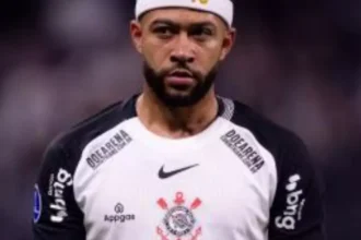 Vasco descarta contratação de Memphis Depay após fim de ciclo no Corinthians