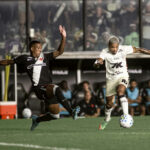 Vasco e Vitória se enfrentam em duelo decisivo pelo campeonato brasileiro