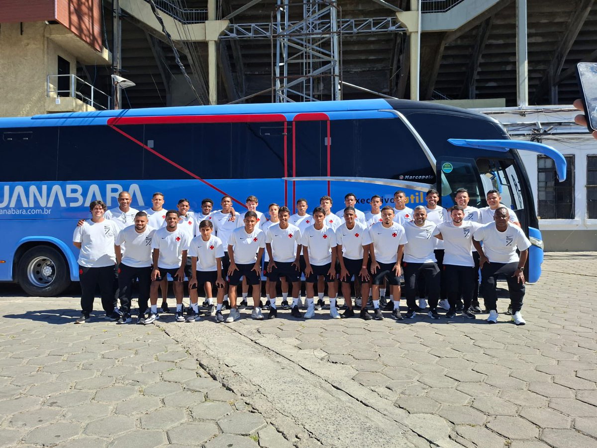Vasco embarca para São Paulo em busca do título da Copa M2 com time sub-18