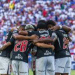 Vasco empata com Bahia na Fonte Nova e técnico valoriza entrega do elenco
