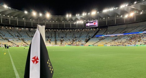 Vasco enfrenta negativa do Maracanã e busca vias legais para duelo contra o Vitória