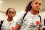 Vasco Feminino Sub-17 chega ao Estádio da Bariri para compromisso no Nivaldo Pereira