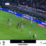 Vasco goleia Olimpia com gol de Claudio Spinelli e garante classificação