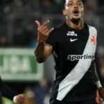 Vasco goleia Olimpia no Paraguai e garante vaga nas quartas da Sul-americana