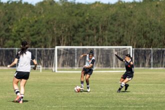 Vasco intensifica preparação da equipe sub-17 para confronto contra o SER AJAP