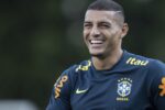 Vasco reabre negociações por Diego Carlos e monitora rescisão com Fenerbahçe
