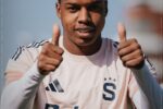 Vasco retoma interesse na contratação do atacante John Mercado