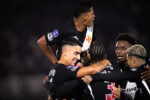 Vasco supera jejum histórico e avança na Copa Sul-americana com goleada