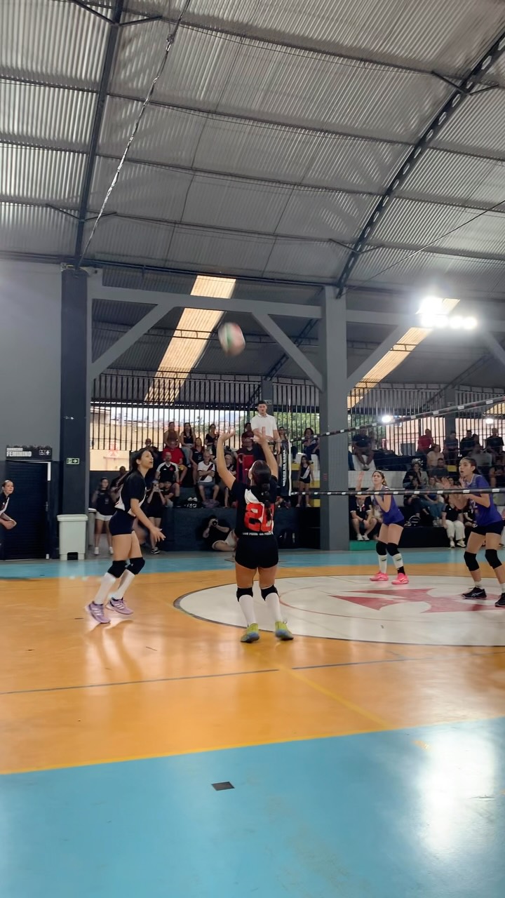 Vasco supera Niterói no vôlei feminino sub-15 em dia de celebração