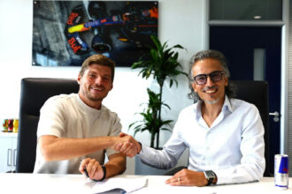 Verstappen renova com Red Bull e garante permanência na Fórmula 1 até 2030