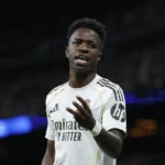 Vinicius Jr. e Real Madrid travam negociações por novo contrato